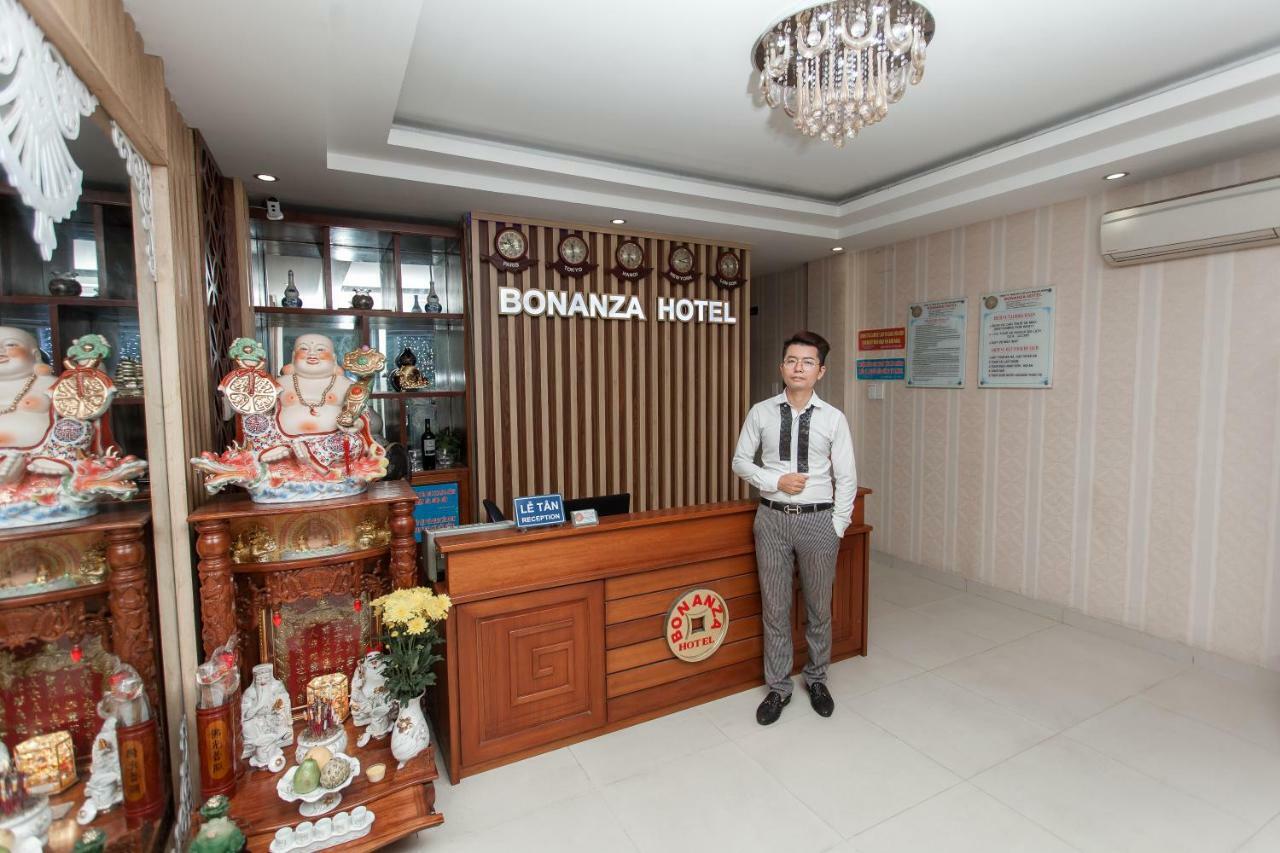 Bonanza Hotel Da Nang Bagian luar foto