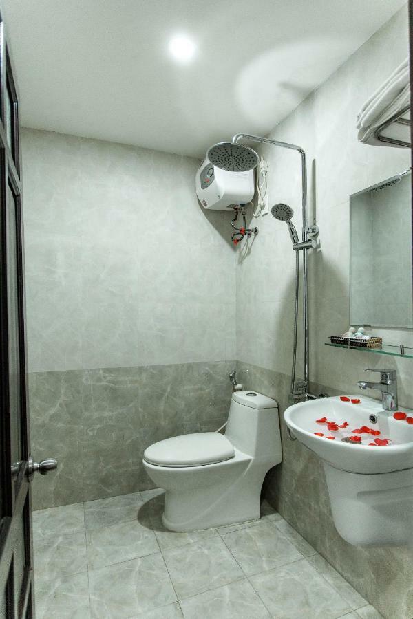 Bonanza Hotel Da Nang Bagian luar foto